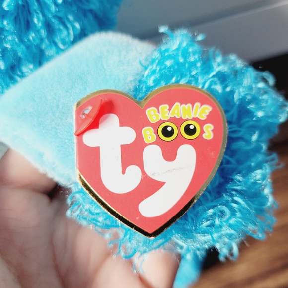 The Beanie Boo's Collection Ty Blue Mandy Dog NEW Big Eyes 2017 Stuffed Dog NEW - Picture 5 of 15